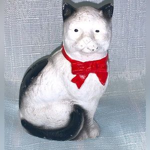 VINTAGE HUBLEY CAST IRON Mid-Century STILL CAT BANK EXCELLENT PAINT 4 inch TALL